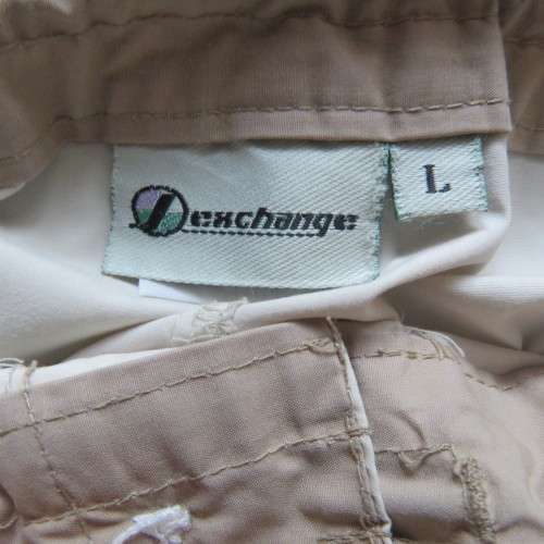 Comfy beige Men's pants. Size large by J, EXCHANGE Edgars .Pockets galore. Drawstring waist. As new