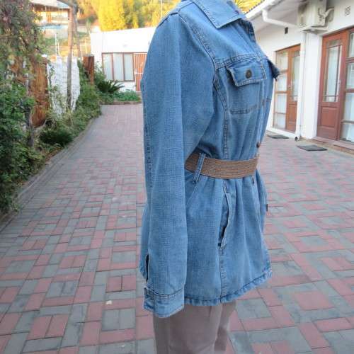 Stunning blue padded denim jacket in size 36/12 by RAOGUE.4 pockets on front. Button down.Good cond