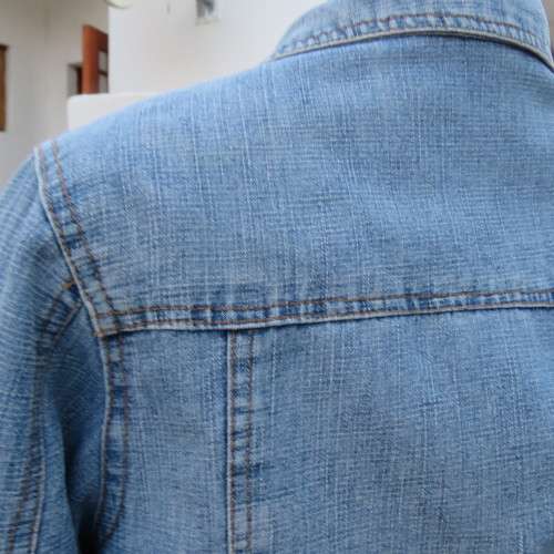 Stunning blue padded denim jacket in size 36/12 by RAOGUE.4 pockets on front. Button down.Good cond