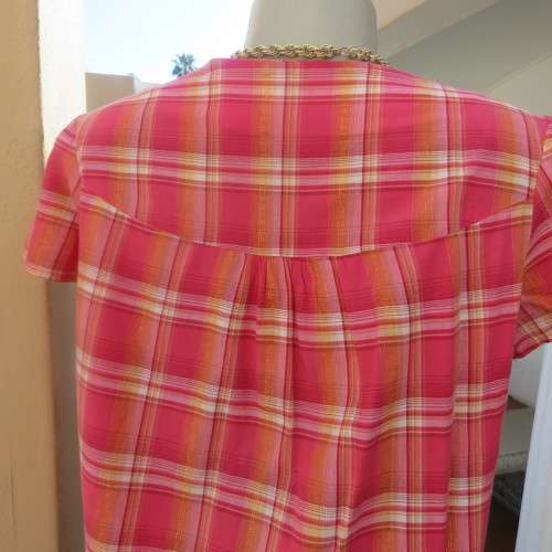Cheerful check button down top in pink and orange with glitter stripes size 38/14. As new.