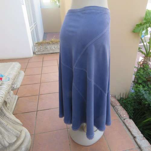 Easy to wear steel blue fine corduroy A-line paneled skirt by 'Woolworths' size 38/14. As new.