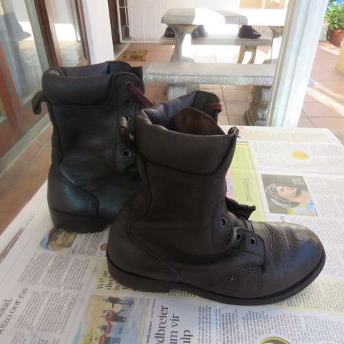 Pair of SADF genuine leather brown soft upper army boots size 6 from 2011 by D.W.S. Army size 247 M.