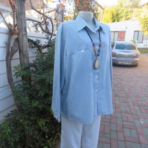 Casual long sleeve shirt in white and dark green vertical stripes by WOOLWORTHS in size 46/22.As new
