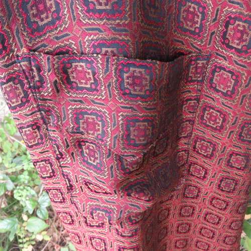 Amazing men's vintage dressing gown in woven satin by HIS EXCELLENCE by REGENT size 42 to 46.As new.