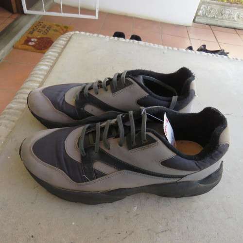 Pair of SADF gimshoes by JORDAN in size 8.5 issued 2010. Army size 270 M. Used but in good condition