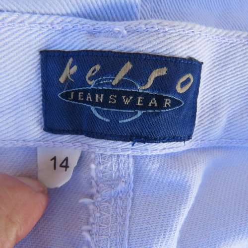 As new KELSO jeans in periwinkle colour size 38/14. In 100% cotton. Straight legs. High waist.