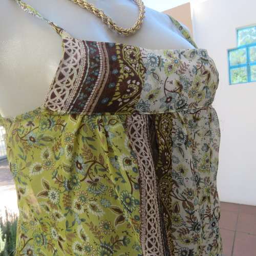 Strappy top for summer in lively green with turquoise and brown stripe and floral design size 32/8