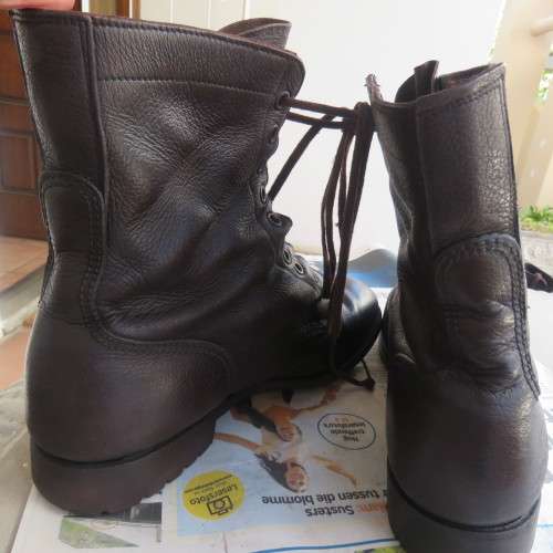 Pair of SADF brown genuine leather boots in size 10 by DWS. Issued 2009. Army size 285 M.