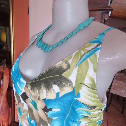 Real summer strappy dress in Fab blue and green floral print by TRUWORTHS in size 38/14. As new.
