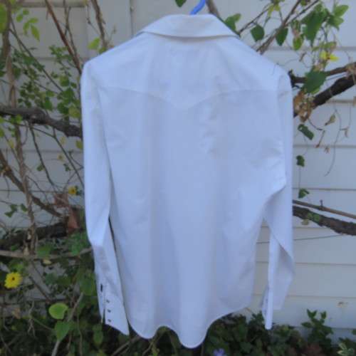 Men's formal tailored white shirt with hidden button down front size Medium. Chest 105 cm by CIGNAL