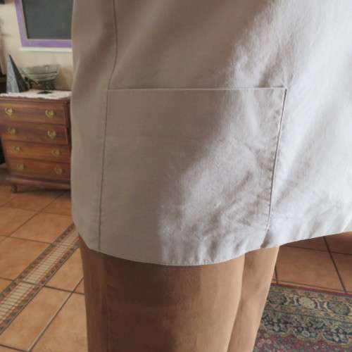 High quality JULIE WHYTE ecru colour 100% cotton vintage jacket. Size 32/8 .Good condition.
