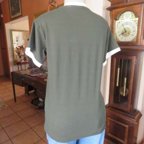Ladies bottle green  Lansdowne collection Celtic Nation with harp T-shirt. Size 36/12. As new.