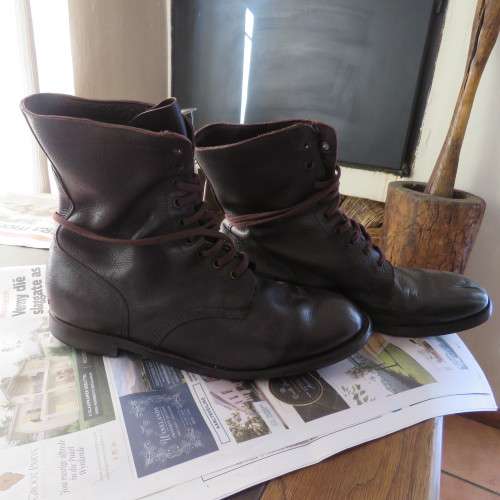 Pair of SADF brown genuine leather boots. Size 13 by DWS 1992. Army size 315 M. Good condition.