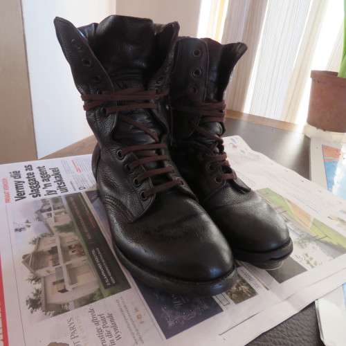 Pair SADF brown genuine leather soft tops boots size 8. Army size 262W. By DWS issued 2011. As new.