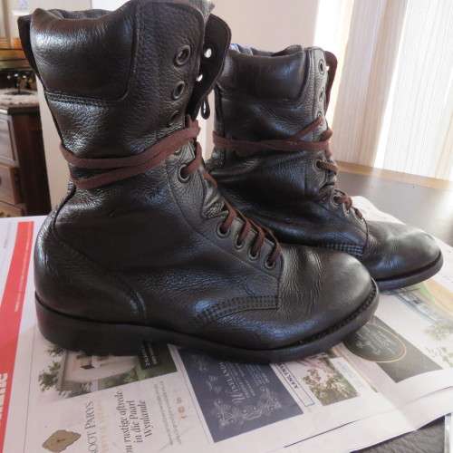 Pair SADF brown genuine leather soft tops boots size 8. Army size 262W. By DWS issued 2011. As new.