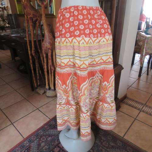 Colourful tiered ankle length autumn colour skirt Size 46-22 By DONATALLA In good condion