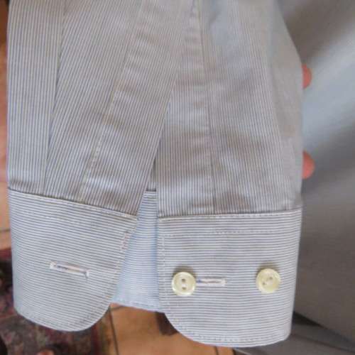 Men`s long sleeve shirt Free tie By `Woolworths` Neck size 39-1512 Chest-116cm Good condition