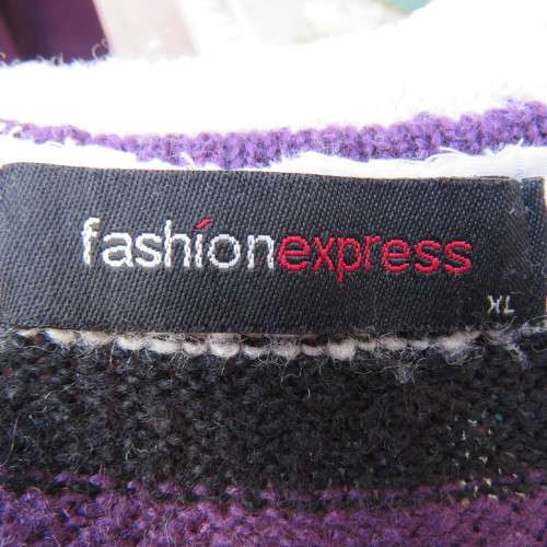 Fabulous acrylic knit pull-over cardigan with long sleeves. Size 40/16 by `Fashion Express`. As new.