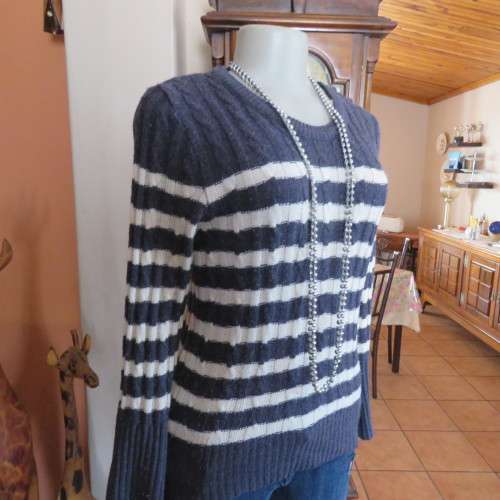 Cable knit pullover long sleeve cardigan in bluegrey. Size 34 to 36. By `Red`. Good condition.
