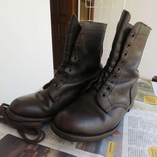 Pair SADF brown genuine leather army boots size 8 by DWS. Issued 2004 Army size 262M. Good condition