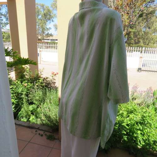 Casual short sleeve apple green and white shirt. Size 50/26. By `Rene Taylor`. New condition.