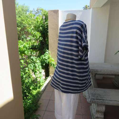 High quality `David Jones` slip-over top in navy and white horizontal stripes. Size 44-46. As new.