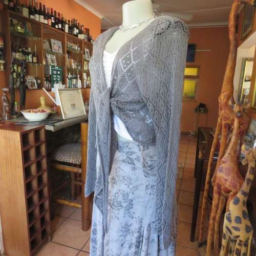 Grey bolero style acrylic knit long sleeve cardigan by `INSYNC` size 44/20. Good condition.