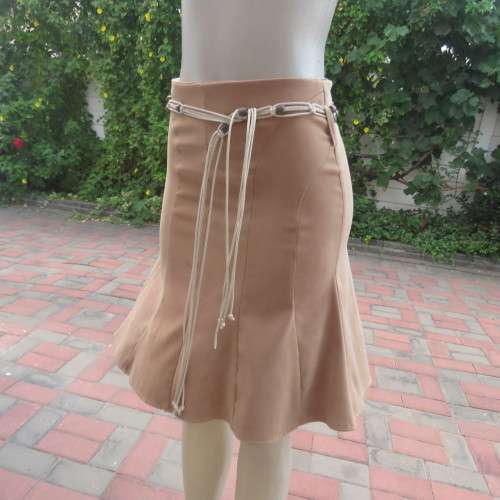 Elegant A-line caramel colour Knee length skirt with unique front panels. Size 30/6 by IQ. Bandless.