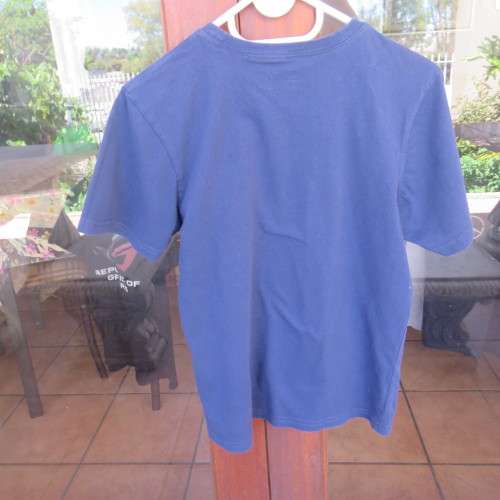 Navy short sleeve T-shirt for boy 13 to 14 years old. With ocean design on front by MAXED.