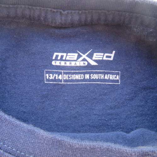 Navy short sleeve T-shirt for boy 13 to 14 years old. With ocean design on front by MAXED.