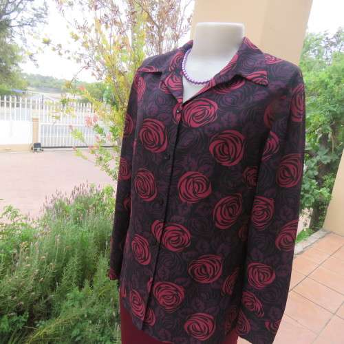 As new Fabulous black, purple and crimson floral patterned long sleeve top by OASIS size 36/12.