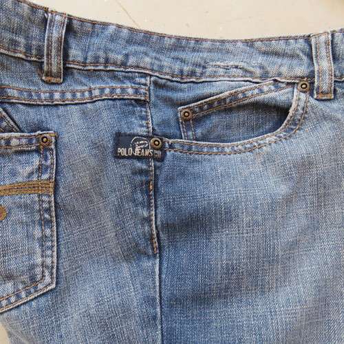 Men`s bootlegged low rise jeans by POLO JEANS CO. in size 36. In 100% cotton.As new
