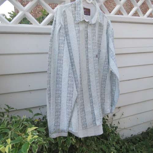 Highest quality GERARD Modern Classics long sleeve shirt Cream with blue patterned stripes.Size Med.