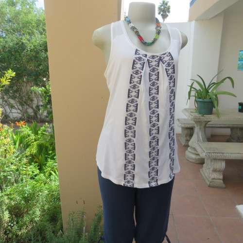 White sleeveless OLD KHAKI top with 3 front navy embroidered stripes. Size 38/14. Sheer yoke.