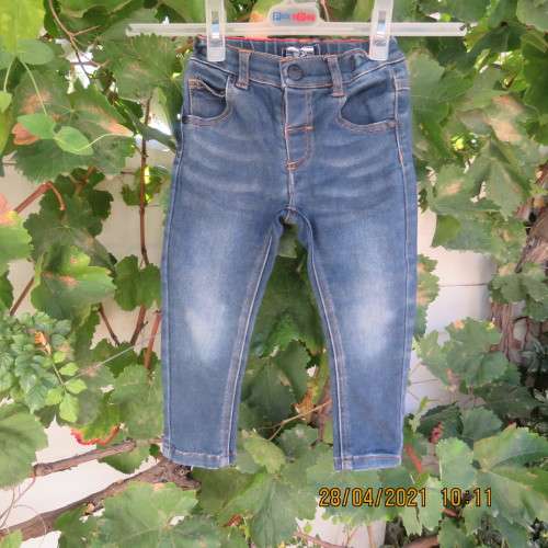 Sweet original NEXT skinny leg denim jeans for 12 to 18 months old boy. Polycotton stretch.As new