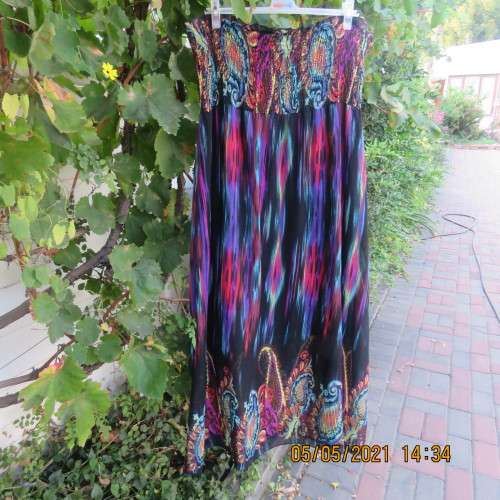 Dream summer dress in jewel colours size 42/18 by LEGIT. Maxi with elasticated top. Good condition