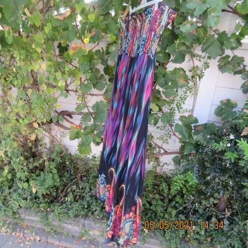 Dream summer dress in jewel colours size 42/18 by LEGIT. Maxi with elasticated top. Good condition