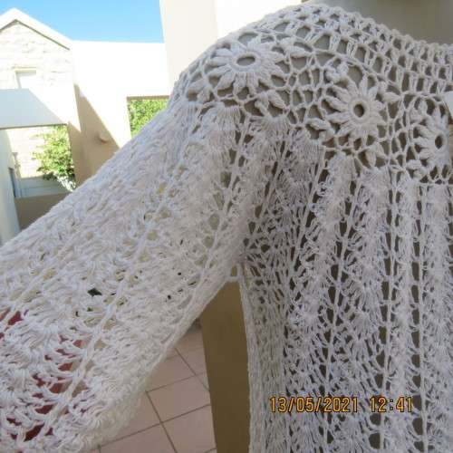 One of a kind hand crochet 2 piece cotton yarn outfit.A-line fully lined skirt.Loose top.Size 36/38