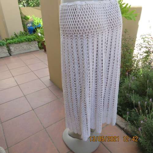 One of a kind hand crochet 2 piece cotton yarn outfit.A-line fully lined skirt.Loose top.Size 36/38
