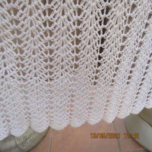 One of a kind hand crochet 2 piece cotton yarn outfit.A-line fully lined skirt.Loose top.Size 36/38