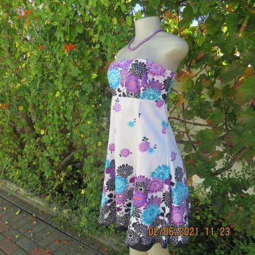 Summer dream dress by INWEAR size 34/10.Strapless with empire waist in white with purple.turquoise.