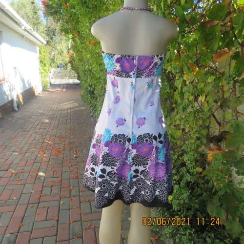 Summer dream dress by INWEAR size 34/10.Strapless with empire waist in white with purple.turquoise.