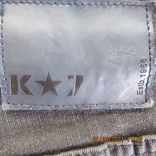 Men`s black stretch polycotton skinny jeans size 28 by K*7 originals.pockets back and front.Good con