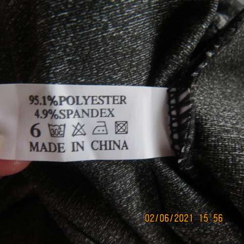 Denim jeans pattern designed jeggings in stretch polyester for size 32 to 34. Wide waistband.New