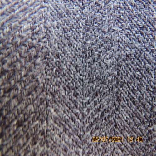 Elegant tailored mottled grey long sleeve jacket in warm polyester.Size 38/14.By SR BOUTIQUE.