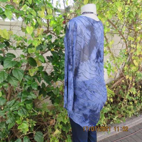 Evening top by TRUWORTHS GLAMOUR in medley of blues. Embellished.Cowl neckline.Size 38/14.
