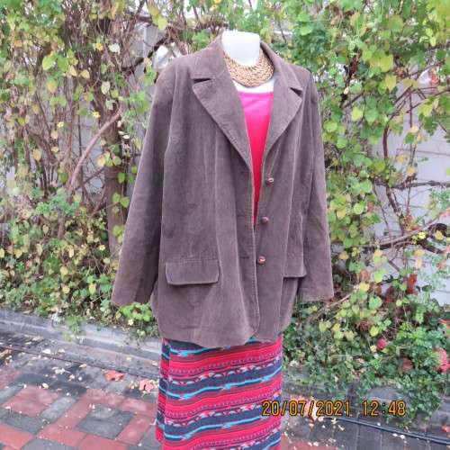 Carob brown corduroy fully lined long sleeve jacket. Size 48/24 by DONNA CLAIRE. New condition.