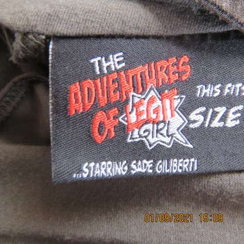Sexy long dark olive green top by LEGIT 34/10.Vertical cotton band on front with stud decoration