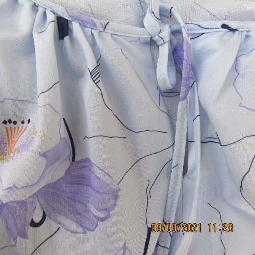 Stunning 80`s vintage dress with belt by FOSCHINI size 44/20. Loose shift style in polyester fabric.