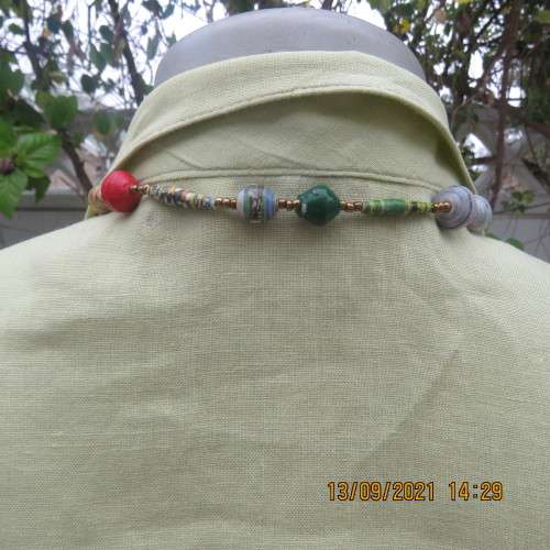 Yellowgreen 100% linen sleeveless button down top. By WOOLWORTHS in size 38/14. In new condition.